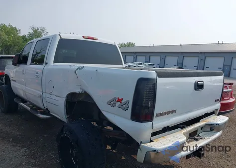 2006 Chevrolet Silverado 2500Hd Lt1 from USA, damaged, VIN 1GCHK23D06F160988